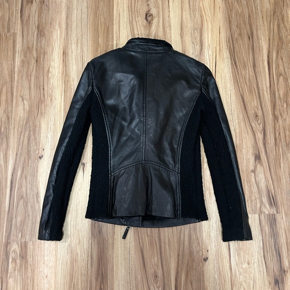 Black leather and fuzzy jacket - Picture 3 of 8